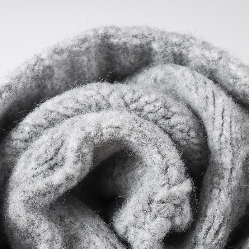 Berretto in maglia a trecce in - Beanie Cuffed Knit recensione e prezzo